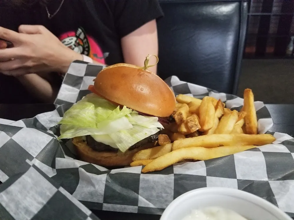 Classic Cheeseburger with Fries